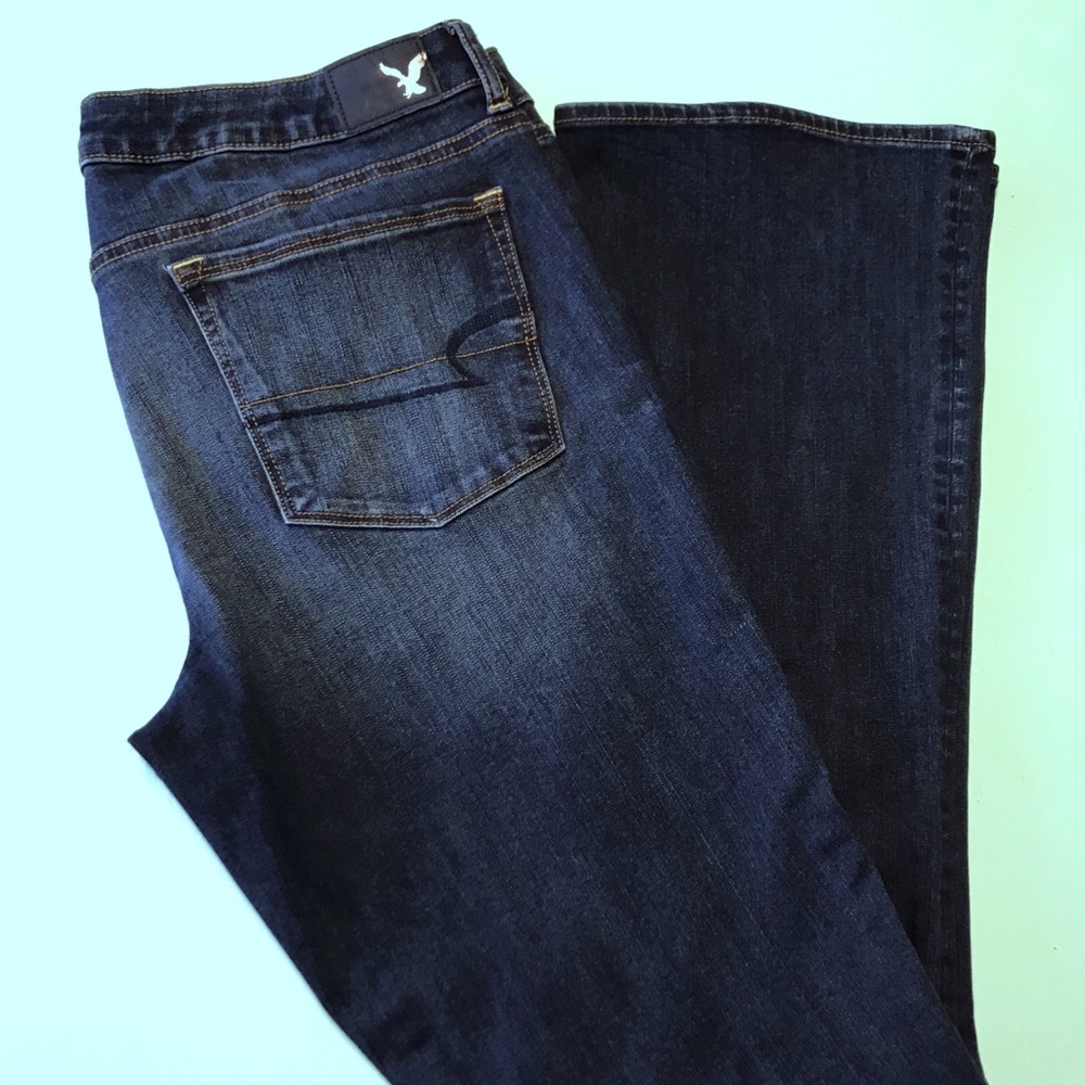 American Eagle Skinny Kick Jeans
